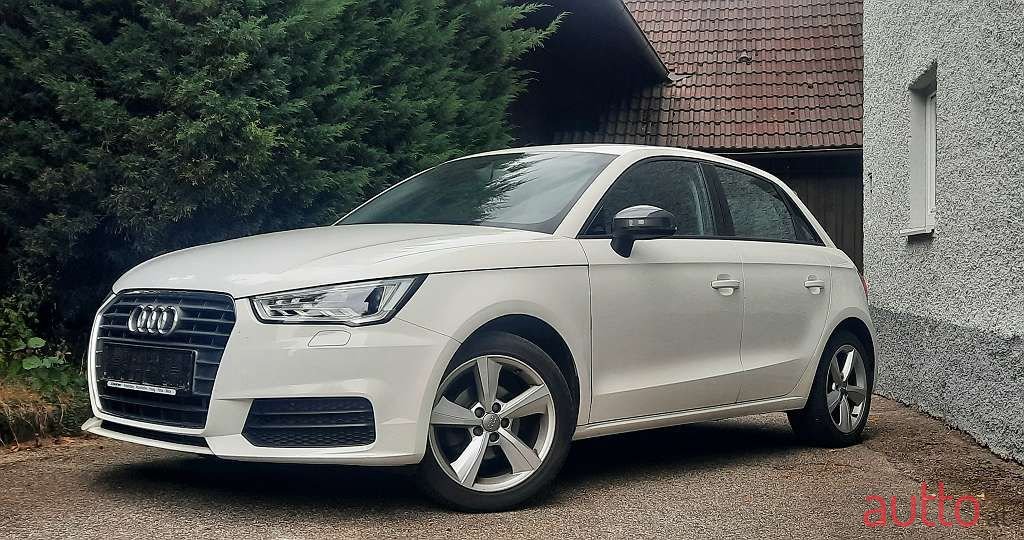 2016' Audi A1 photo #3