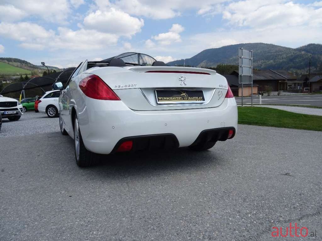 2011' Peugeot 308 photo #6