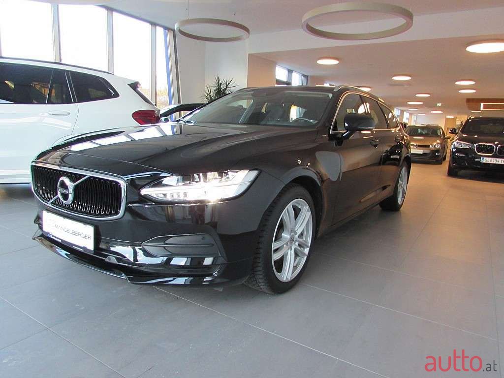 2017' Volvo V90 photo #3