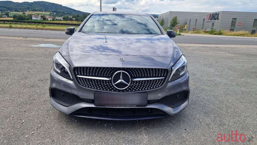 2018' Mercedes-Benz A-Klasse photo #5