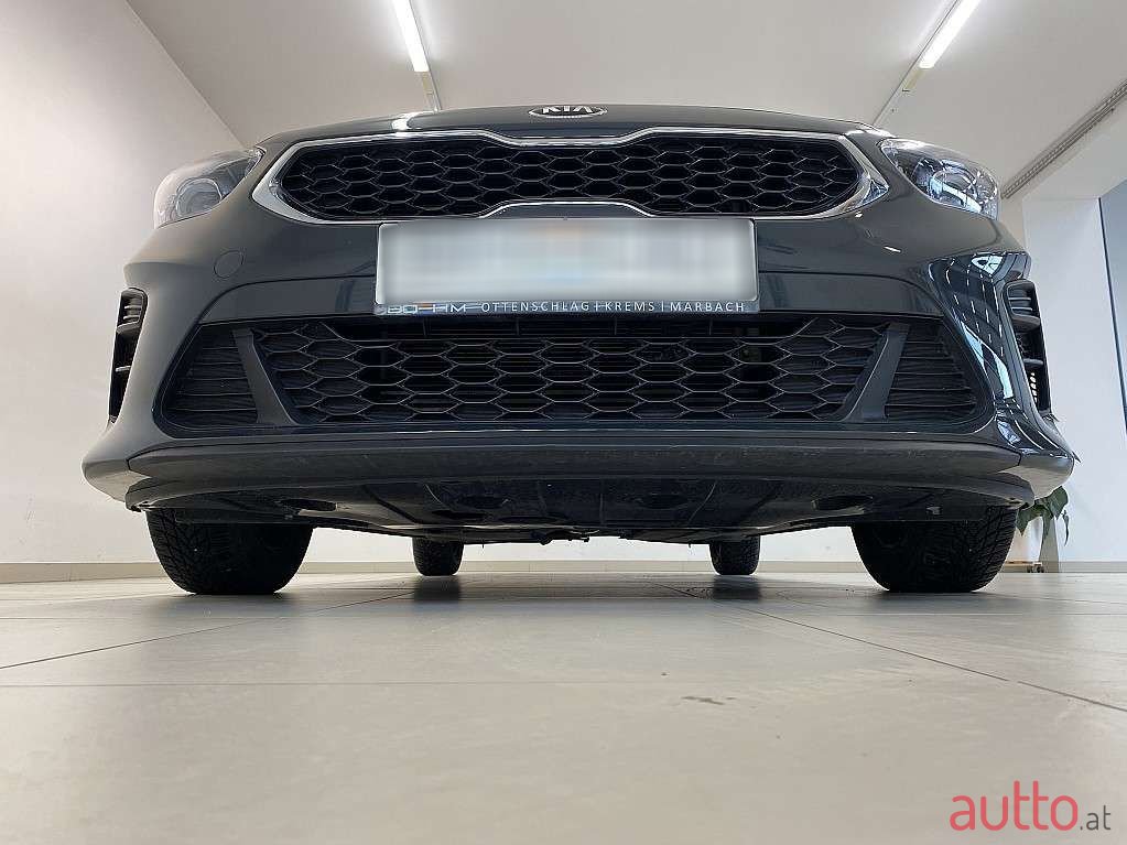 2020' Kia Ceed photo #4