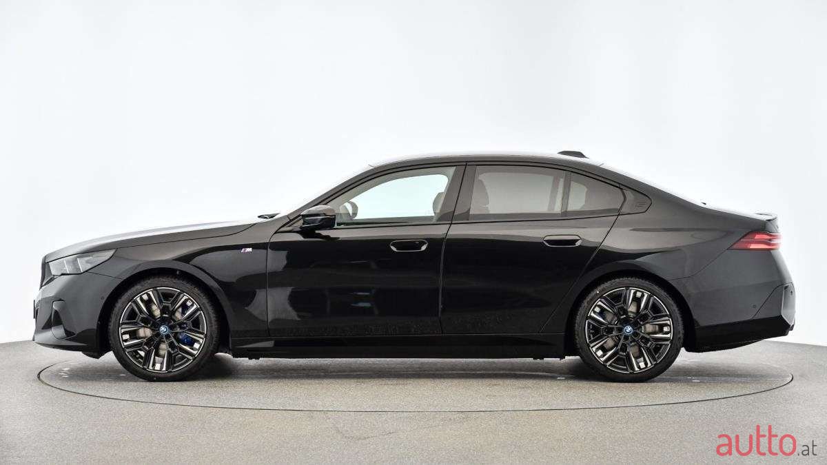 2024' BMW 5Er-Reihe photo #4