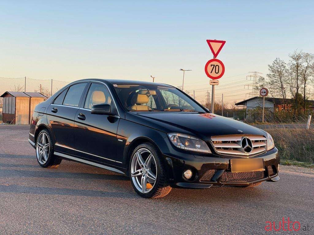 2009' Mercedes-Benz C-Klasse photo #1