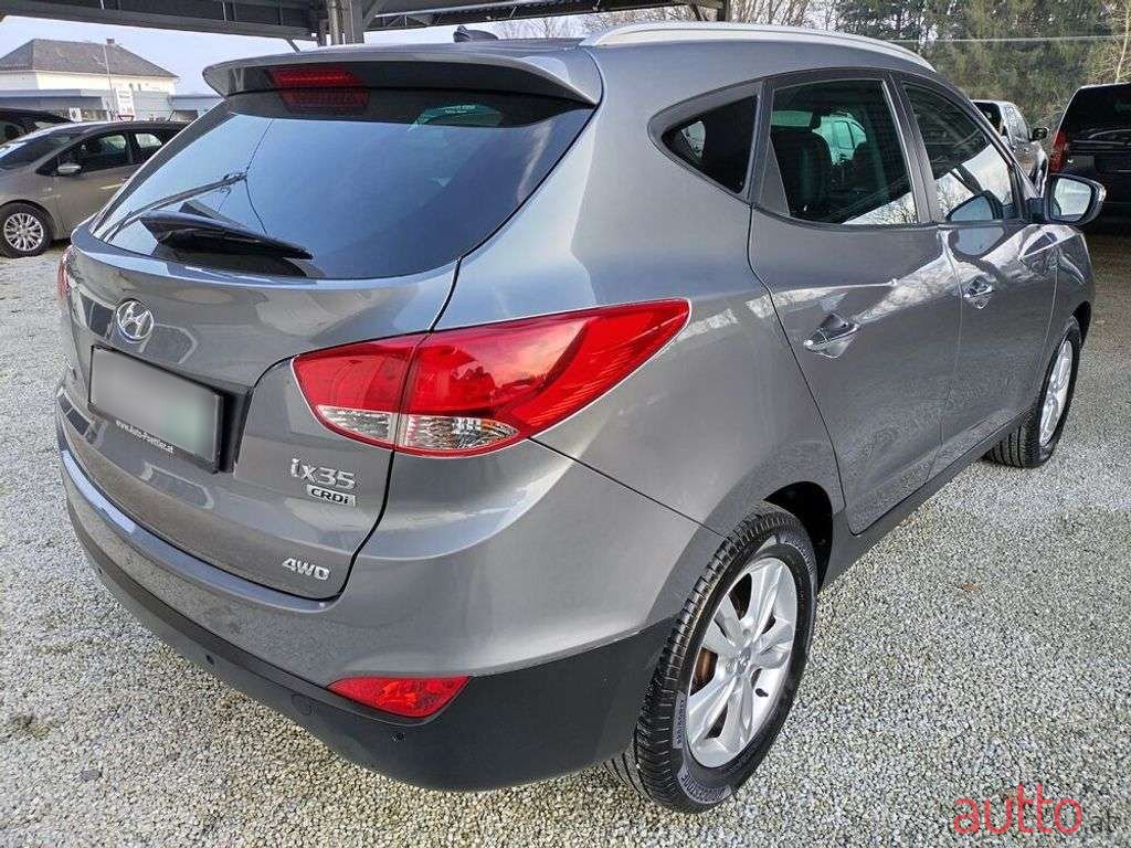 2013' Hyundai ix35 photo #2