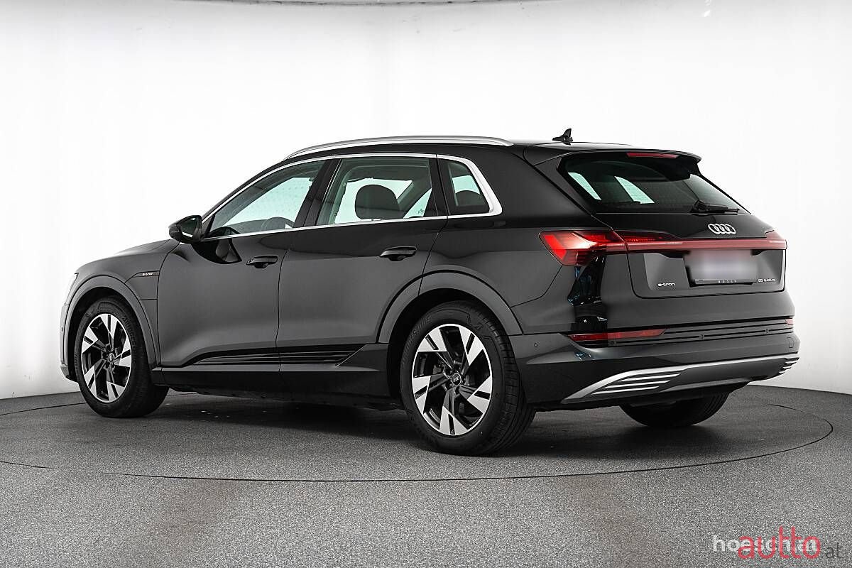2022' Audi e-tron photo #3