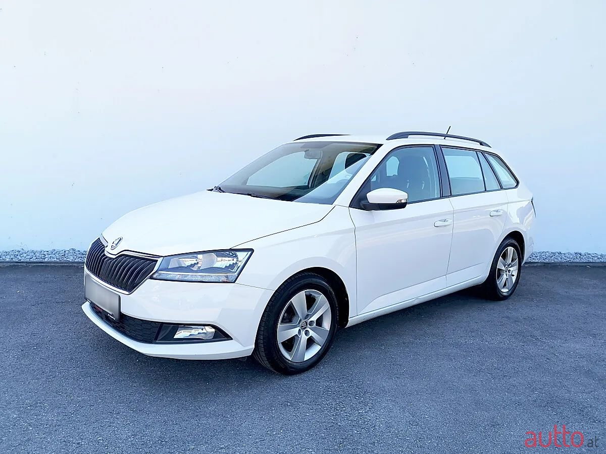 2021' Skoda Fabia photo #1