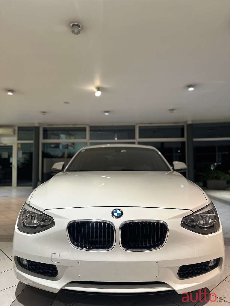 2012' BMW 1Er-Reihe photo #2