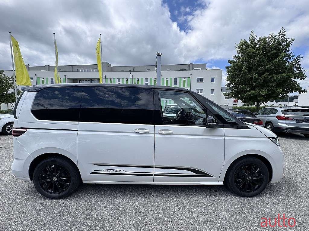 2024' Volkswagen Multivan photo #4