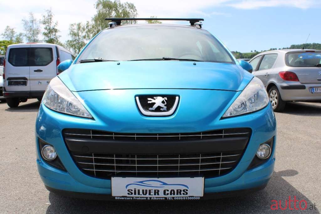 2012' Peugeot 207 photo #1