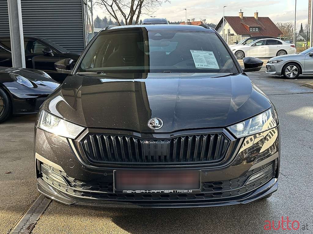 2022' Skoda Octavia photo #2