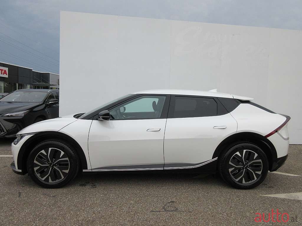 2023' Kia EV6 photo #2