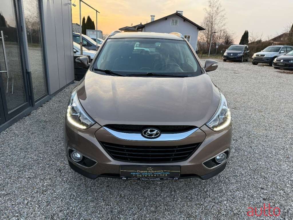 2013' Hyundai ix35 photo #2