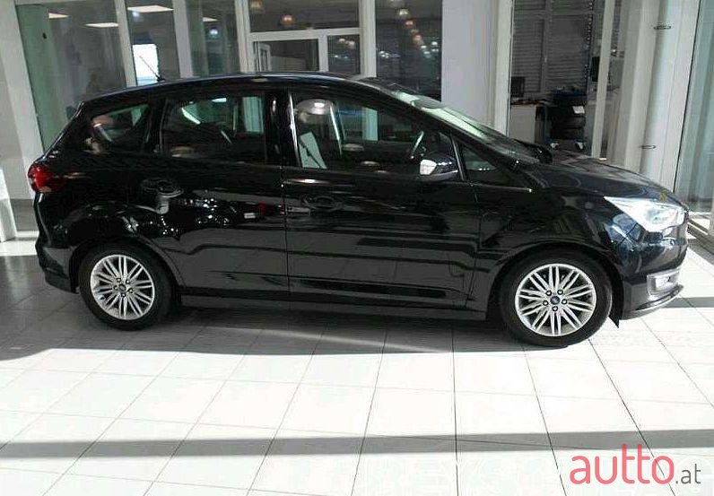 2017' Ford C-MAX photo #1