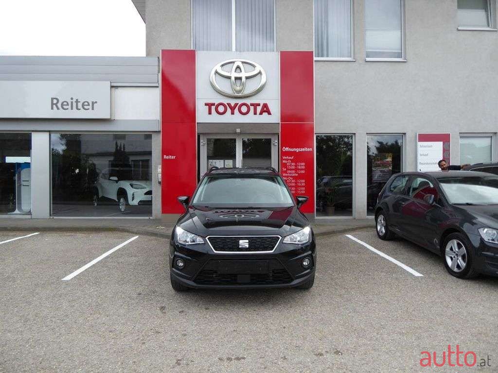 2020' SEAT Arona photo #1