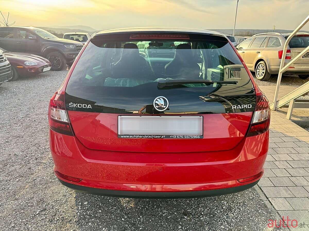 2015' Skoda Rapid photo #4