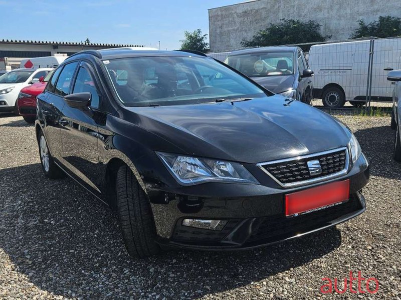 2019' SEAT Leon photo #3