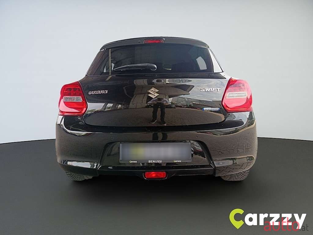 2021' Suzuki Swift photo #6