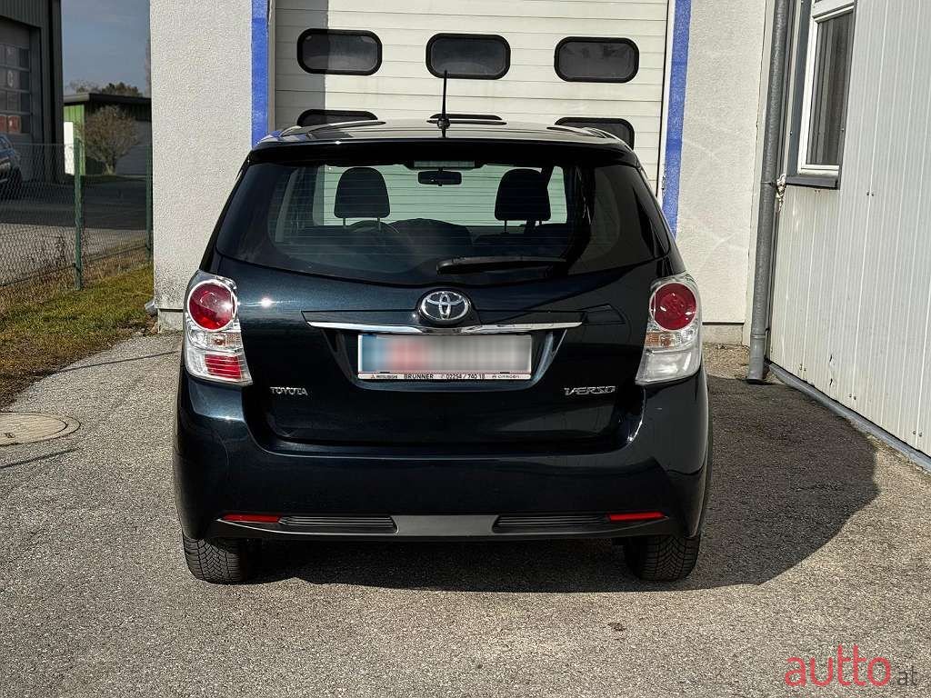 2015' Toyota Verso photo #6