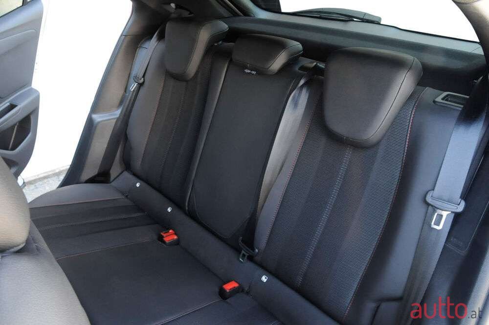 2022' Opel Mokka photo #5