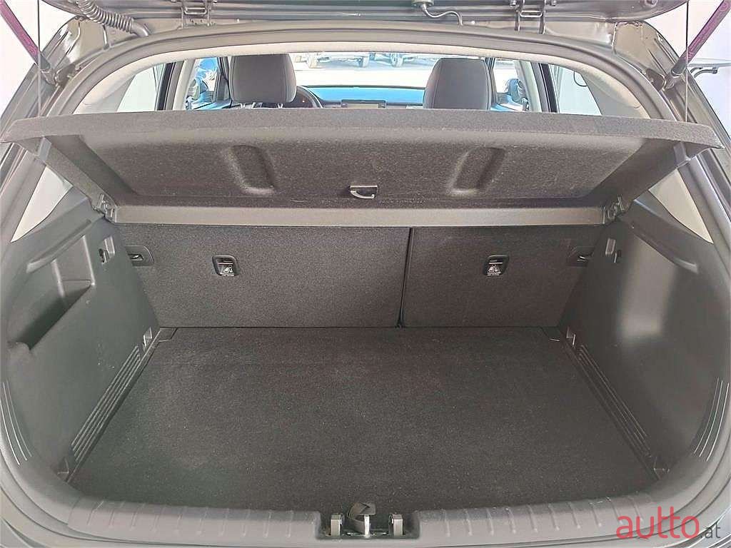 2019' Kia Stonic photo #6