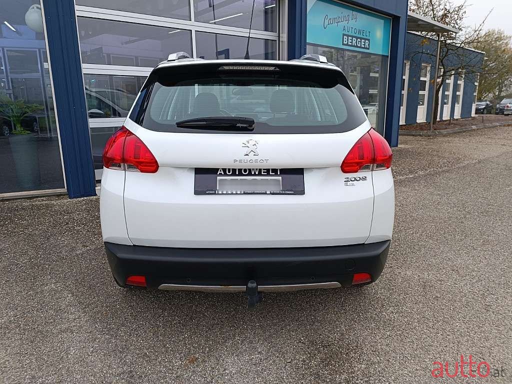 2013' Peugeot 2008 photo #6