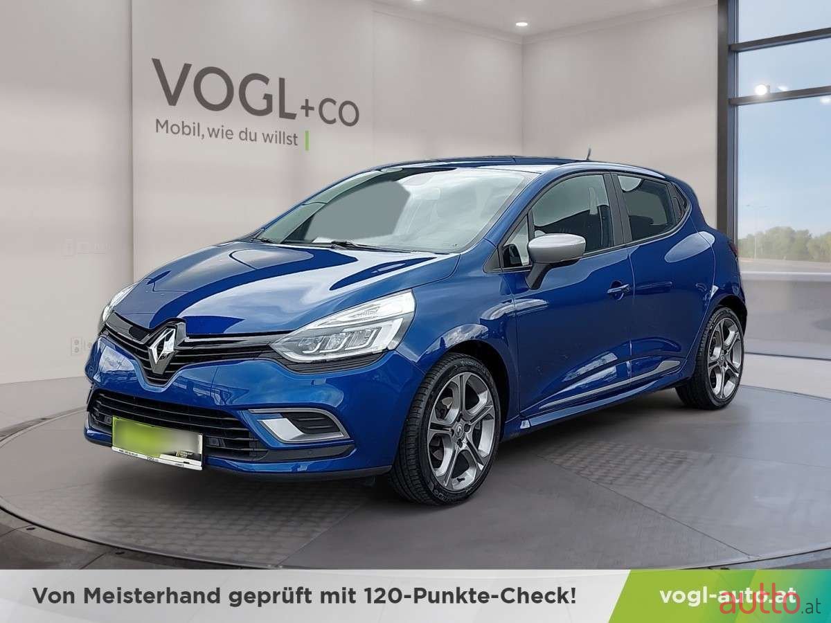 2019' Renault Clio photo #1