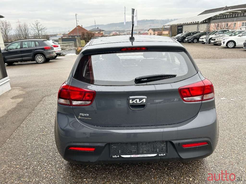 2023' Kia Rio photo #5