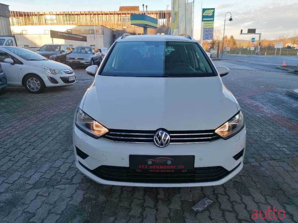 2014' Volkswagen Golf photo #2