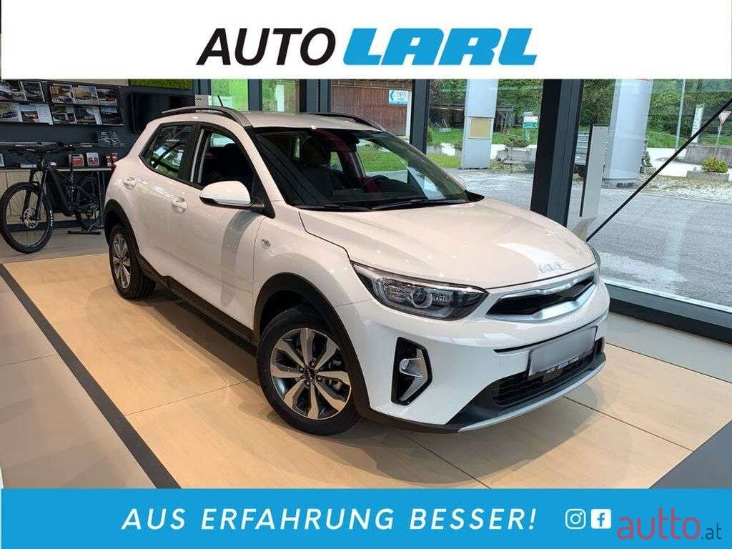 2023' Kia Stonic photo #1