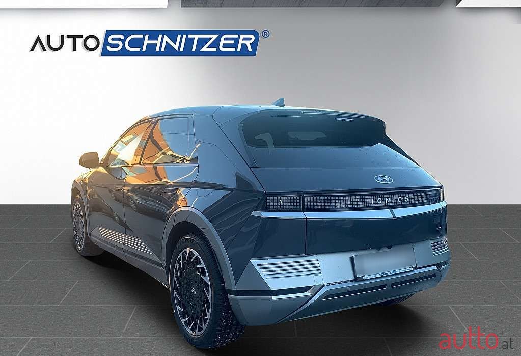 2023' Hyundai Ioniq 5 photo #6