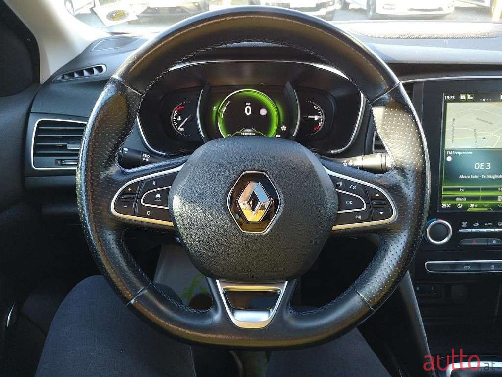 2016' Renault Megane photo #4