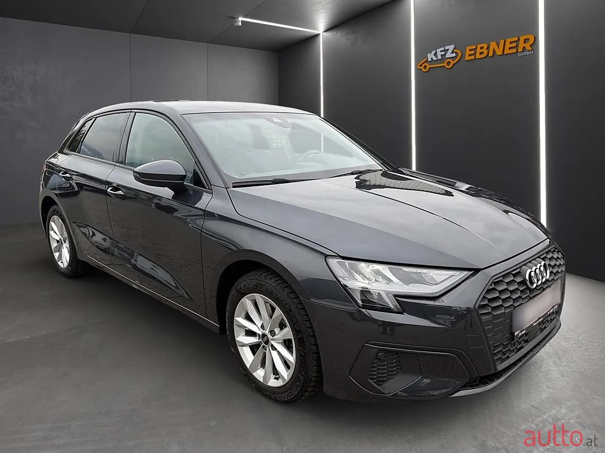 2021' Audi A3 photo #2