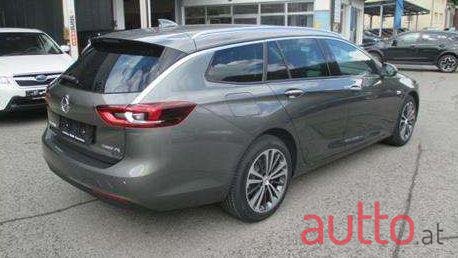 2017' Opel Insignia photo #5