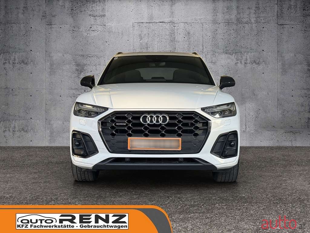 2021' Audi Q5 photo #2