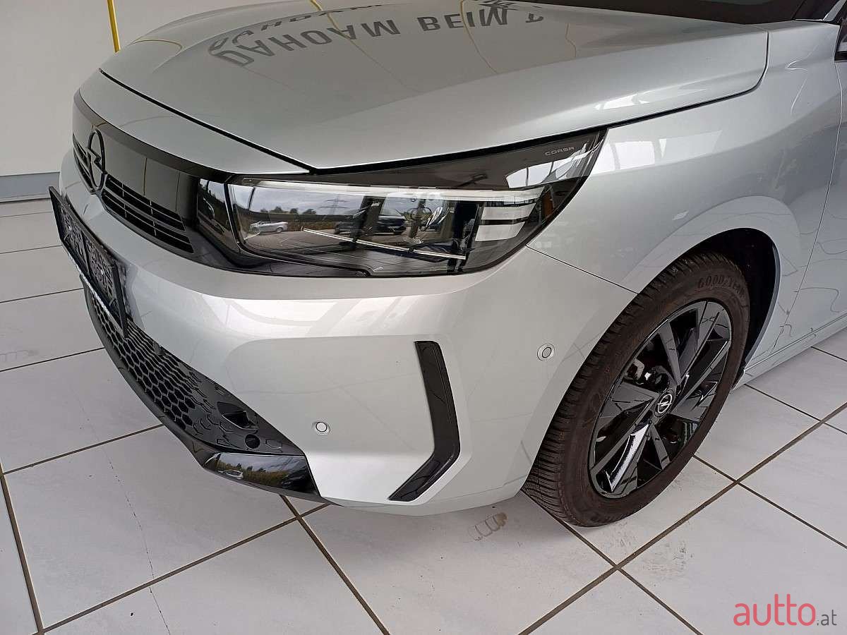 2024' Opel Corsa photo #2