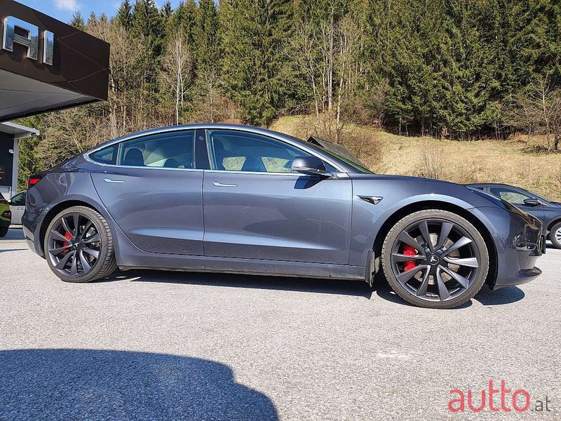 2019' Tesla Model 3 photo #4