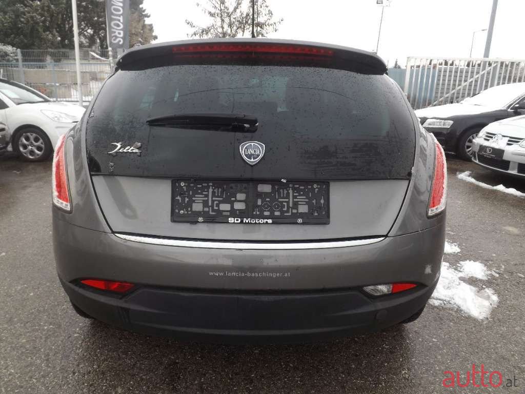 2010' Lancia Delta photo #5