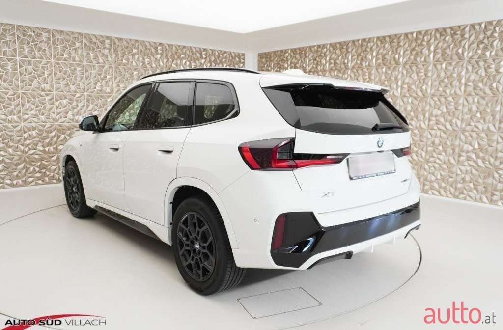 2023' BMW X1 photo #5