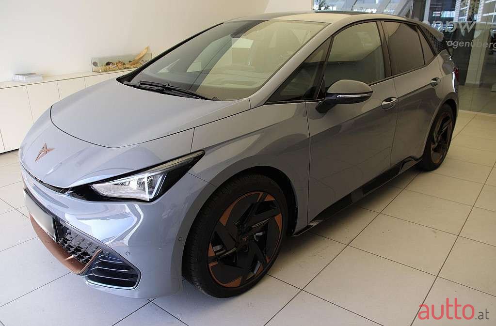 2023' Cupra Born photo #1