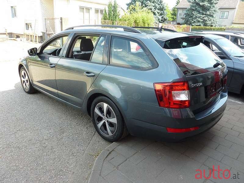 2017' Skoda Octavia photo #2