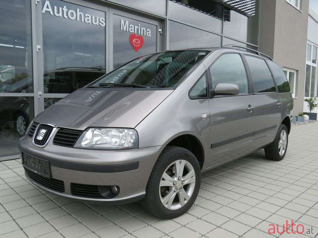 2008' SEAT Alhambra photo #3