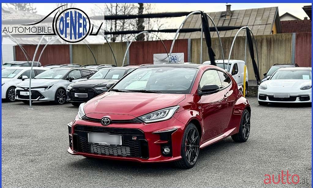 2023' Toyota Yaris photo #1