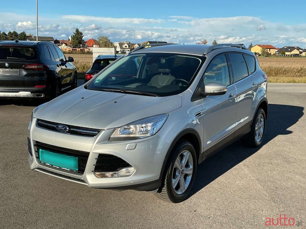 2015' Ford Kuga photo #3