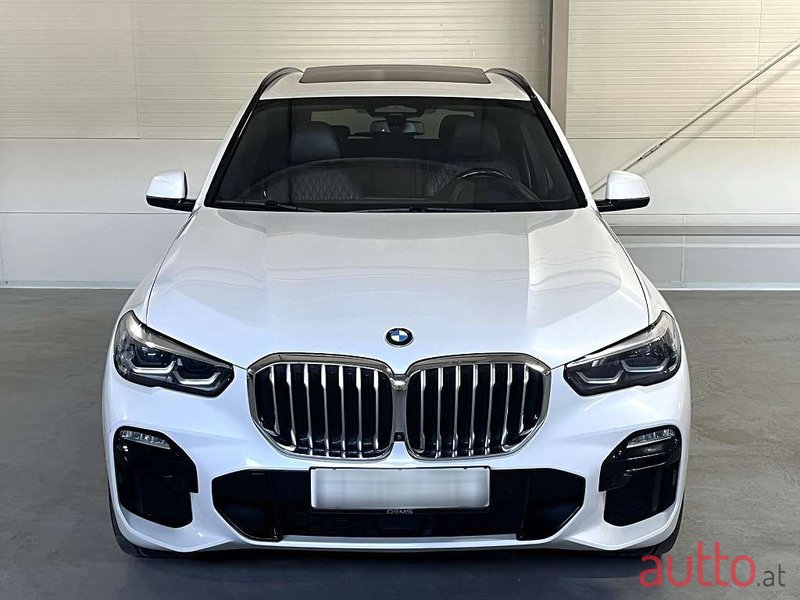 2021' BMW X5 photo #2