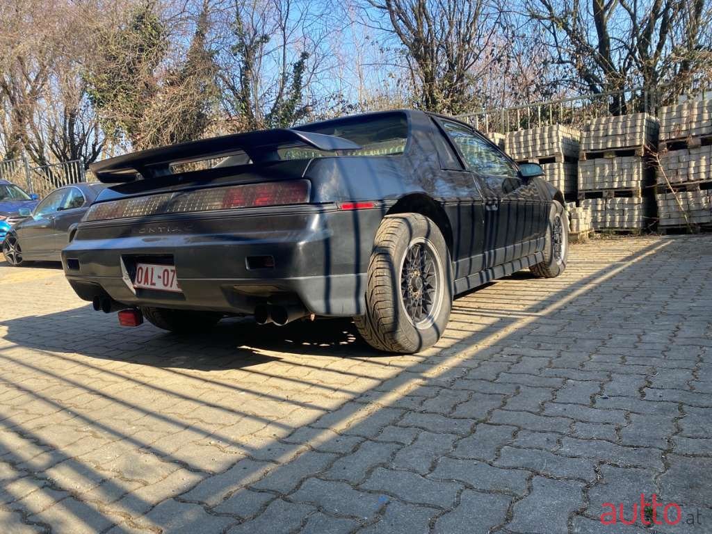 1986' Pontiac Fiero photo #6
