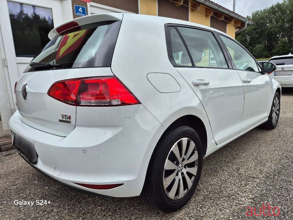 2013' Volkswagen Golf photo #6