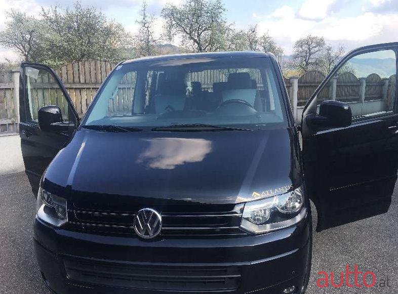 2007' Volkswagen Multivan photo #1