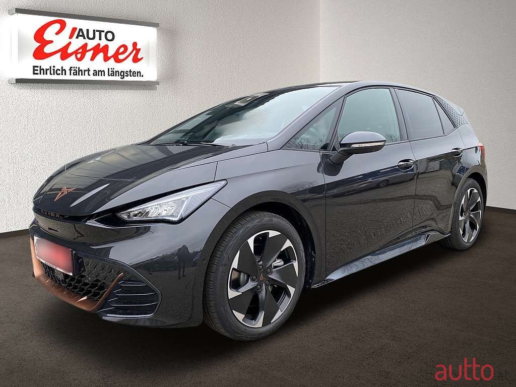 2023' Cupra Born photo #2