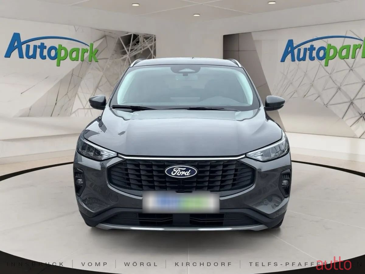2024' Ford Kuga photo #2