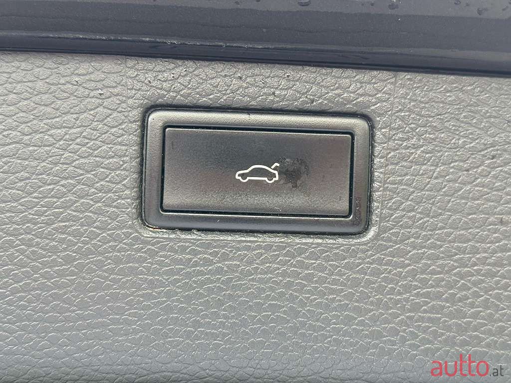 2012' Volkswagen Passat photo #5